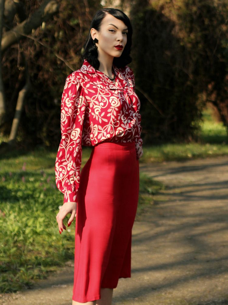 A Line Skirt Dashing red